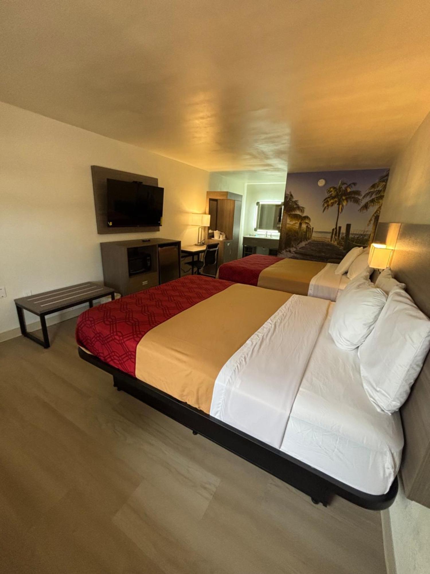 High Springs Inn Soon To Be Clarion Pointe Alachua Ngoại thất bức ảnh