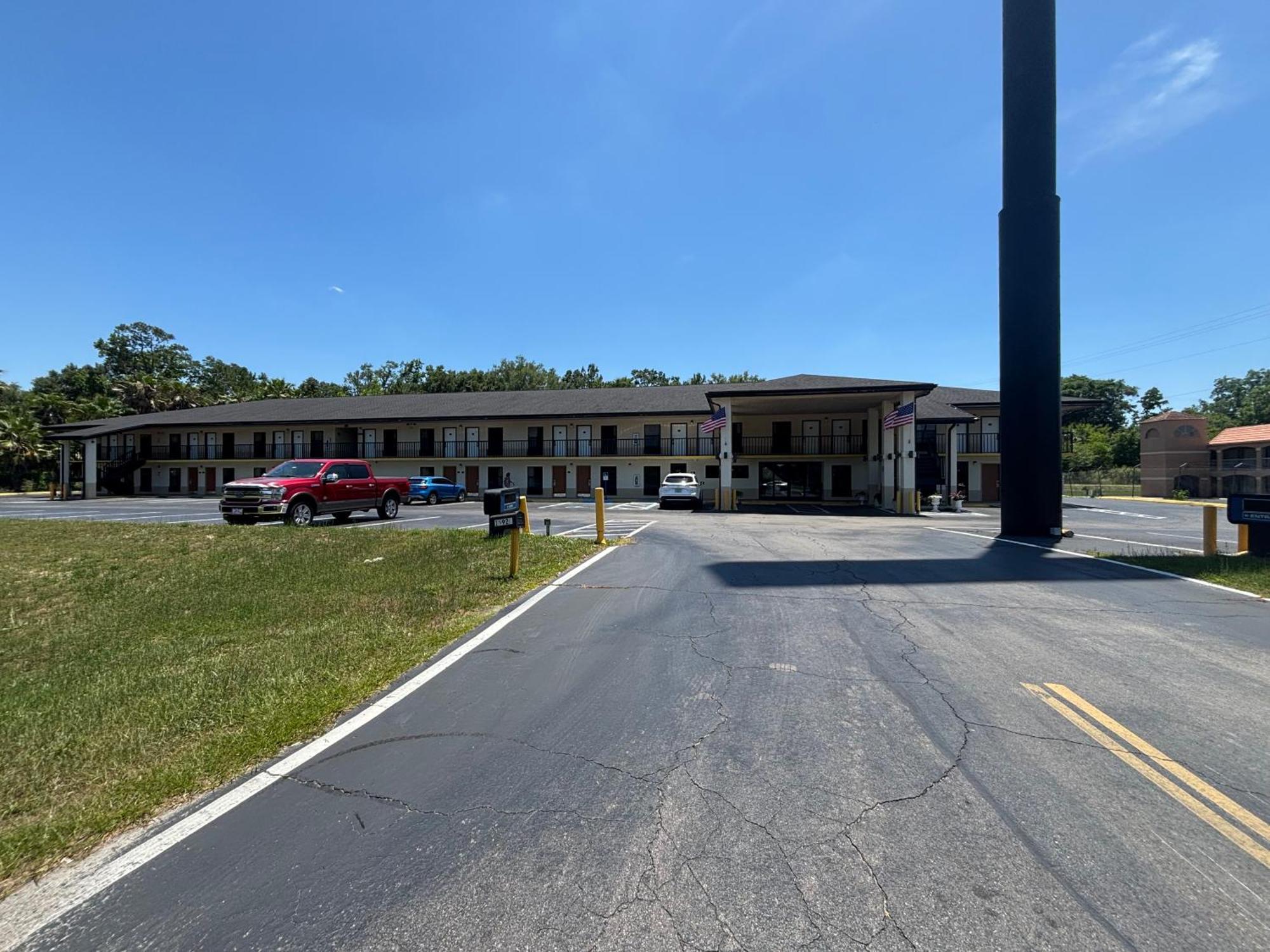 High Springs Inn Soon To Be Clarion Pointe Alachua Ngoại thất bức ảnh
